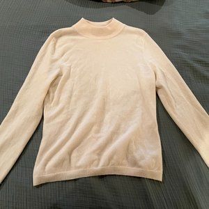 PRIVE 100% Cashmere Ivory Sweater